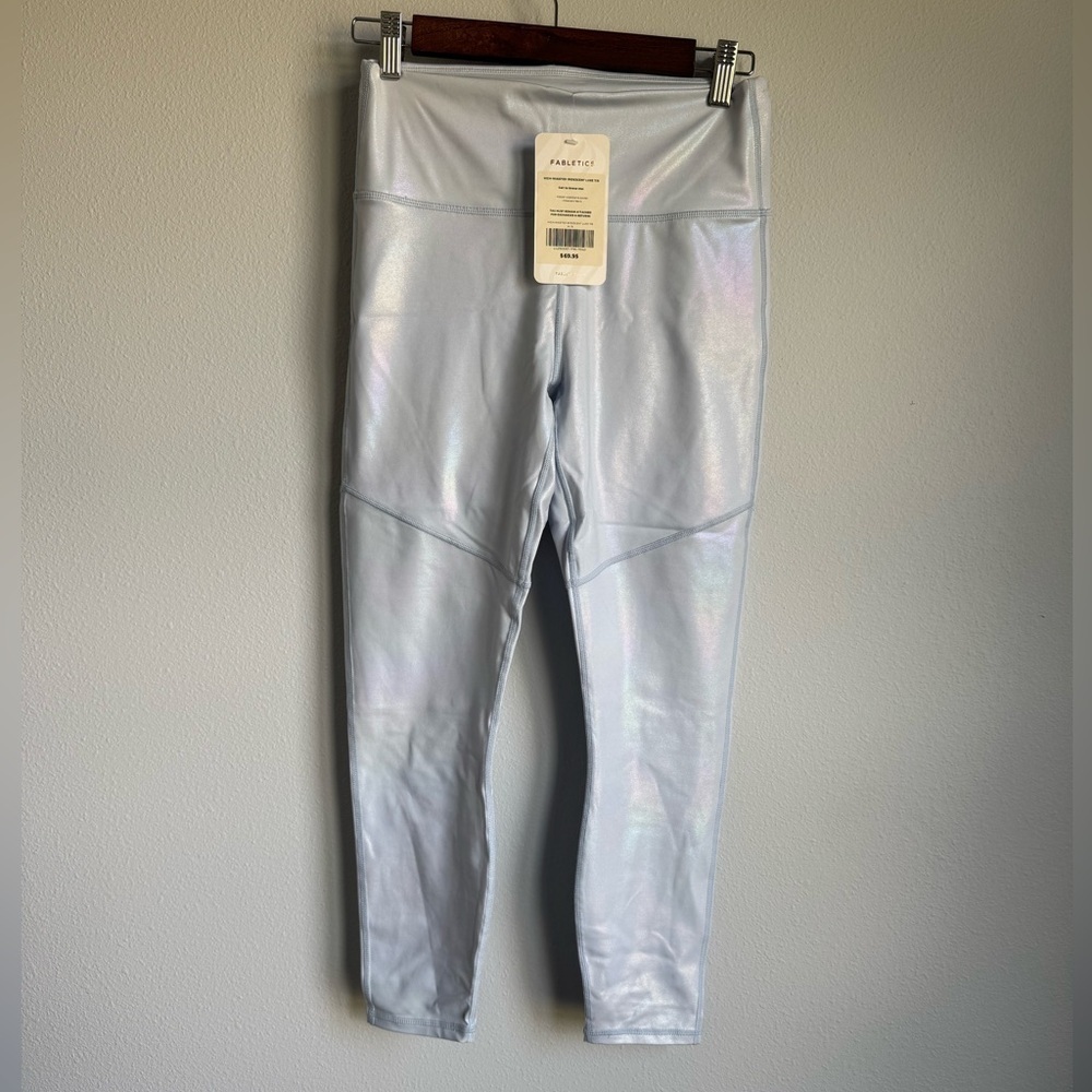Fabletics Women's High Waisted Iridescent Luxe 7/8 Leggings Size Medium NWT